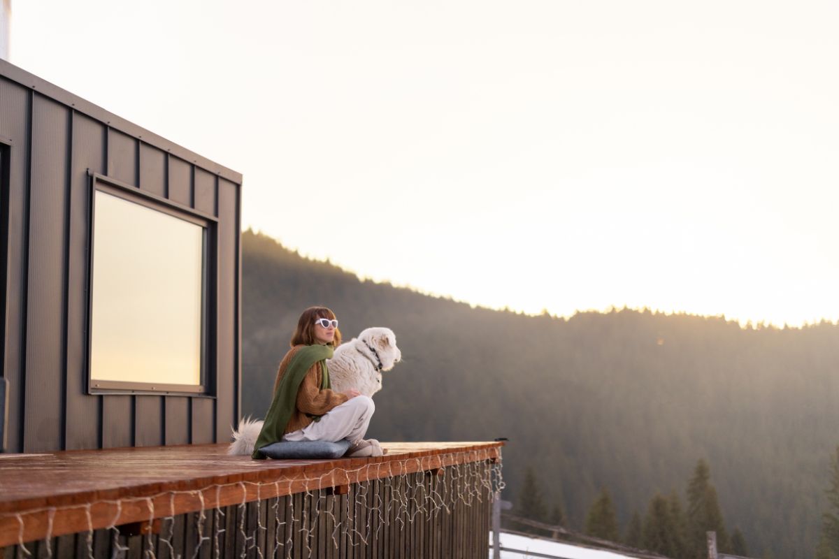 How to Build a Tiny House With No Money