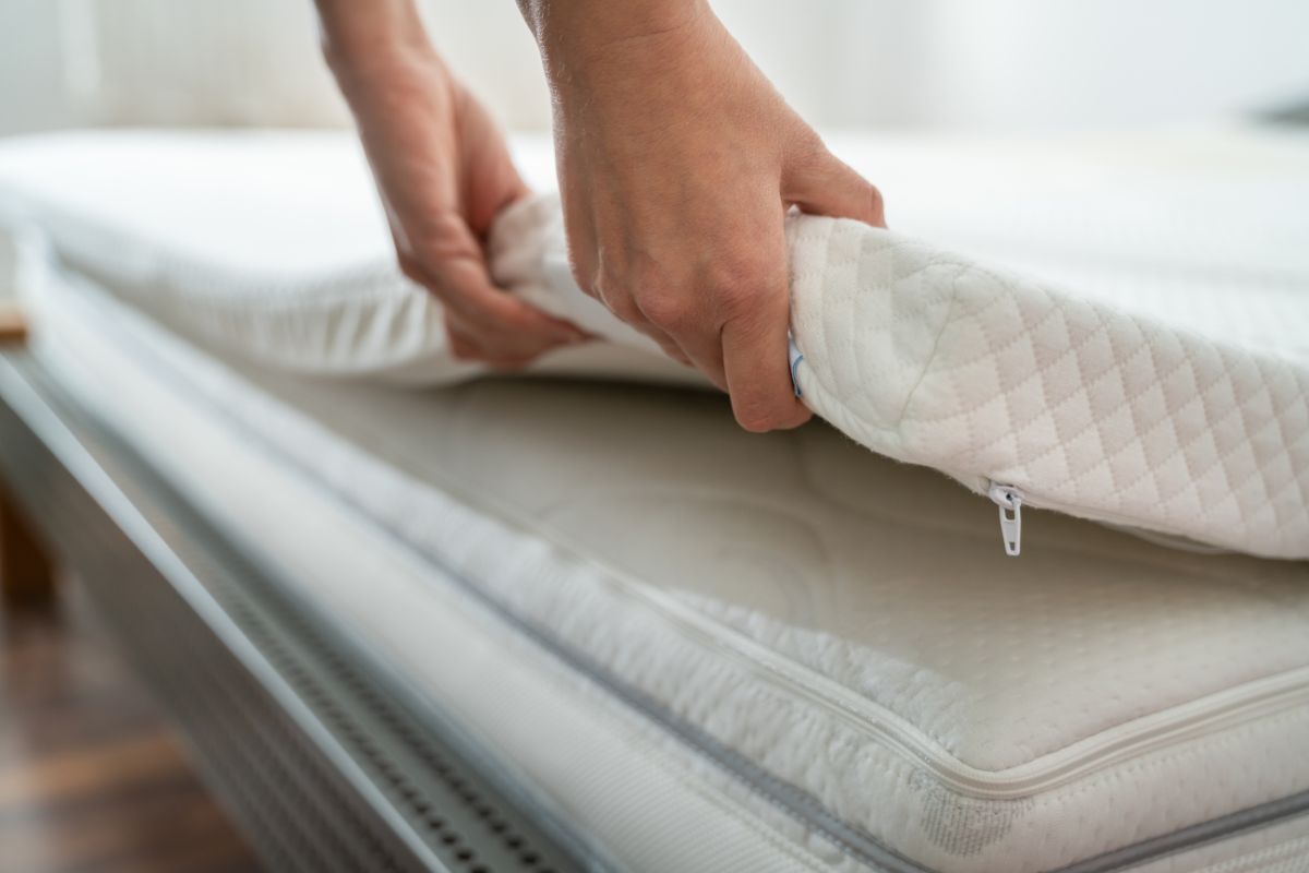 Is Your Mattress Contributing to a Cozy Tiny Home?
