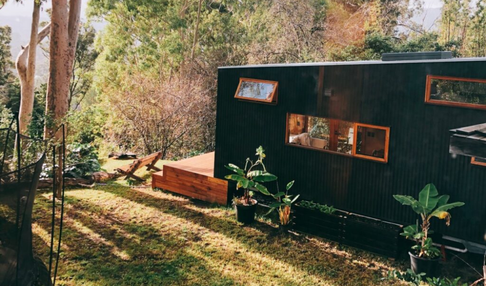 Essential Tiny House Living Tips for a Comfortable Lifestyle