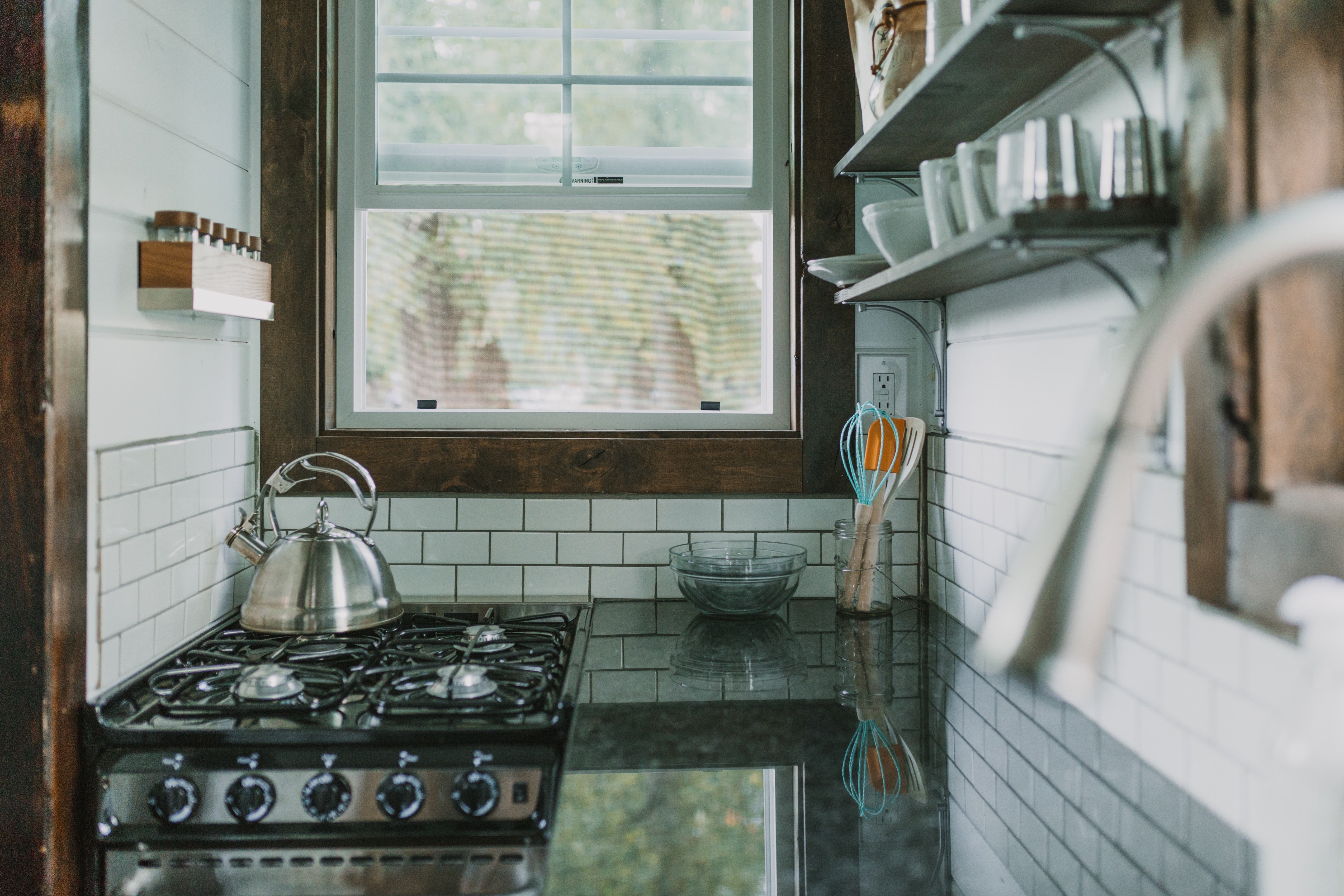 Tiny House Kitchen Remodeling: Why DIY Isn’t Always the Best Idea