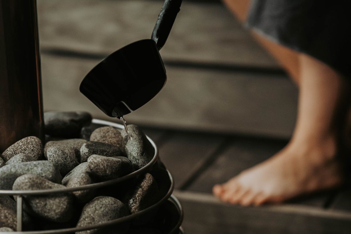 How to Add a Sauna to Your Tiny Home Without Compromising Space