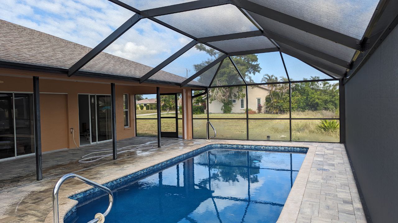 Rubber vs. Concrete: Which Is the Best Choice for Your Pool Deck?