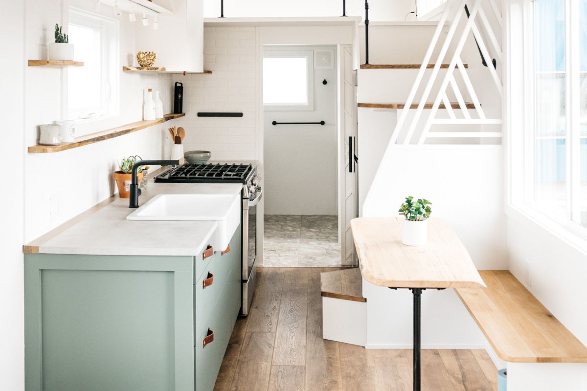 Picture of Top 10 Must-Have Tiny House Furniture Pieces for Maximizing Space ...