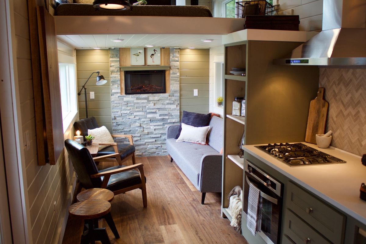Smart Ways to Maximize Space in Your Tiny House