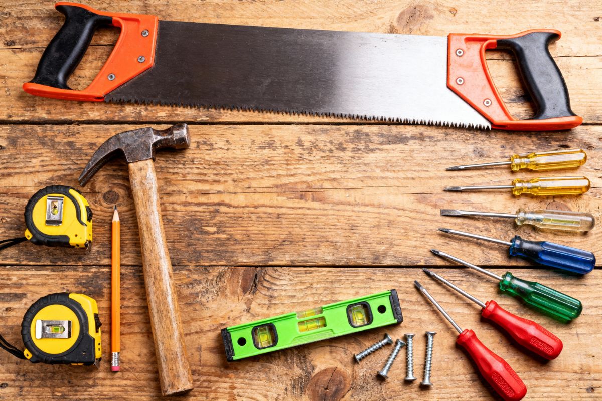 What Every Tiny Home Builder Needs to Know About Tool Safety