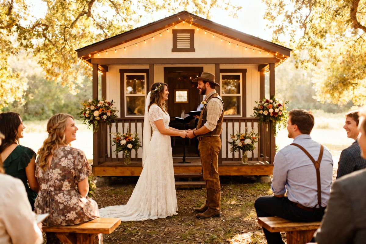 Ultimate Guide to Planning a Tiny House Wedding